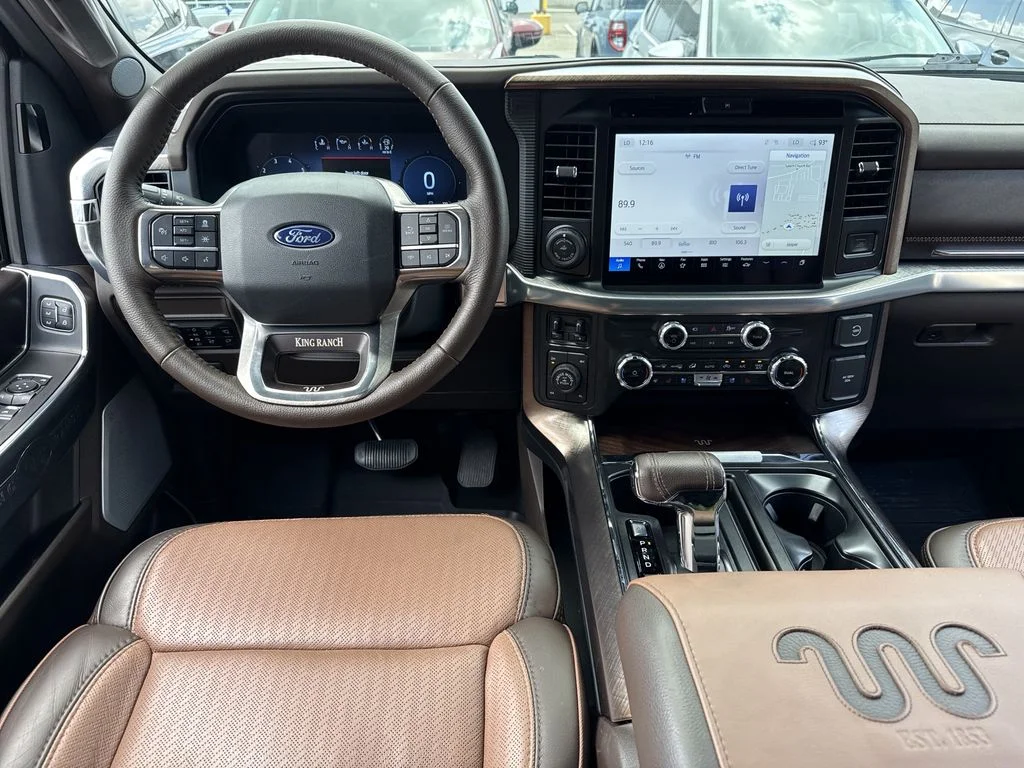 Used 2025 White Ford King Ranch image 22