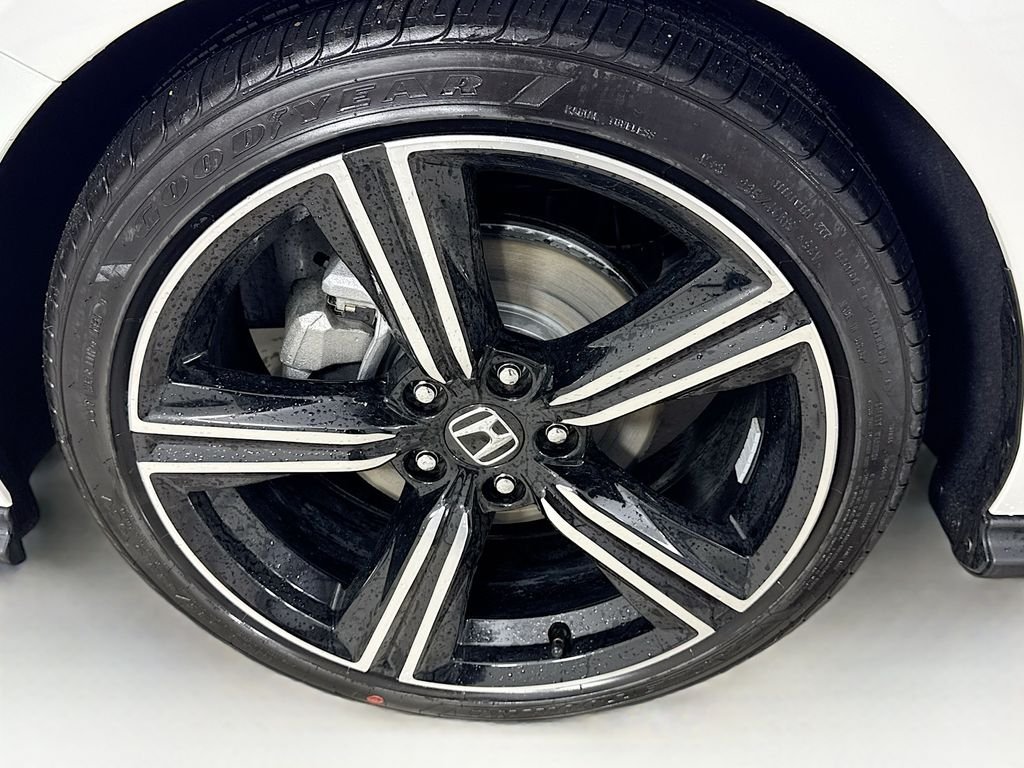 New 2026 Platinum White Pearl Honda SE image 14