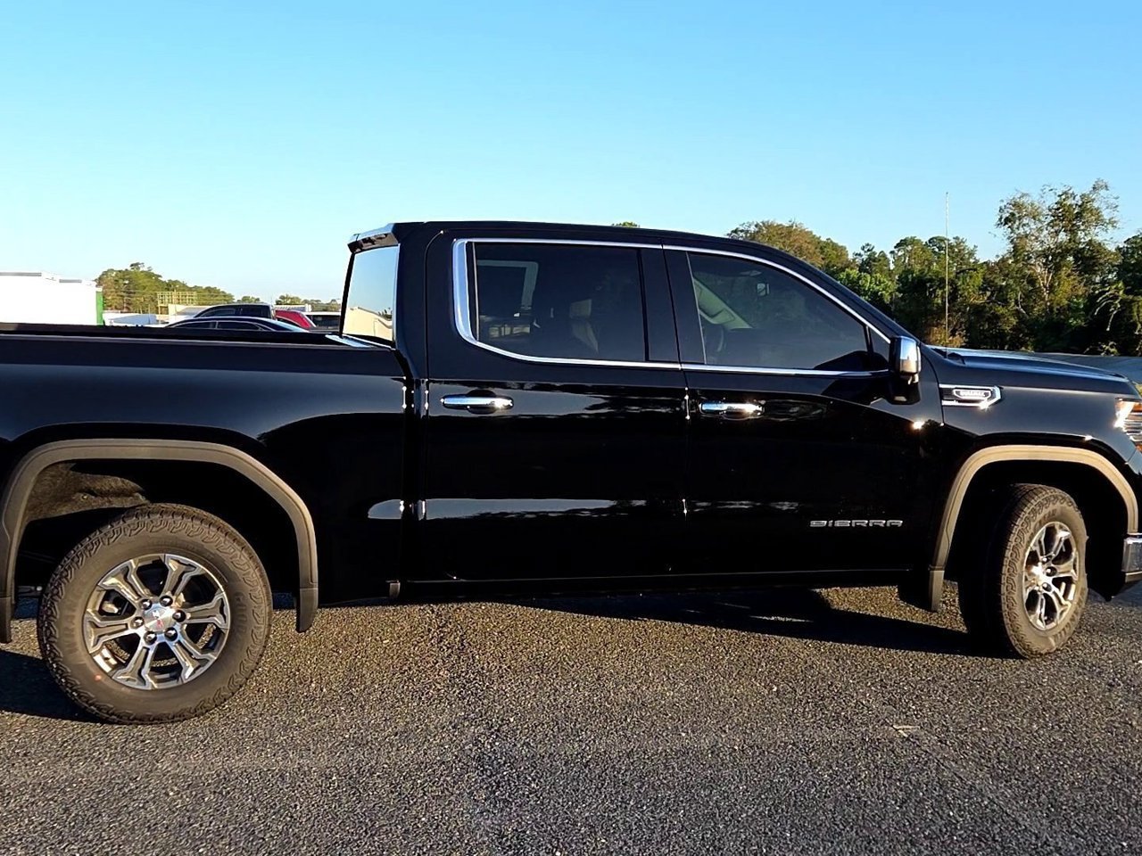 2026 GMC Sierra 1500 SLT - Photo 32