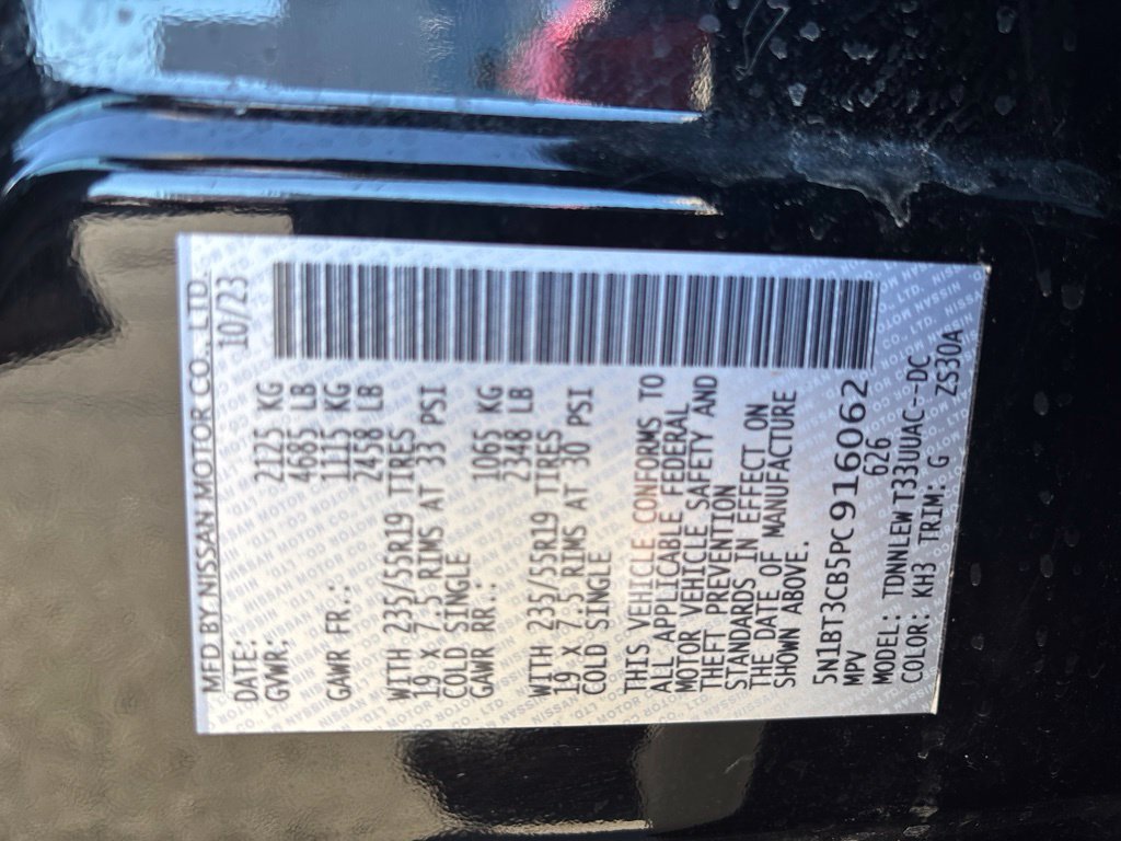 Used 2023 Black Nissan SL image 11