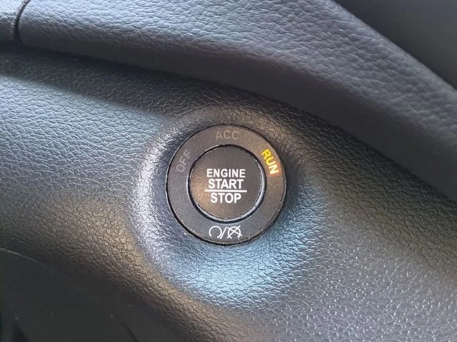 Used 2022 White Jeep Limited image 28