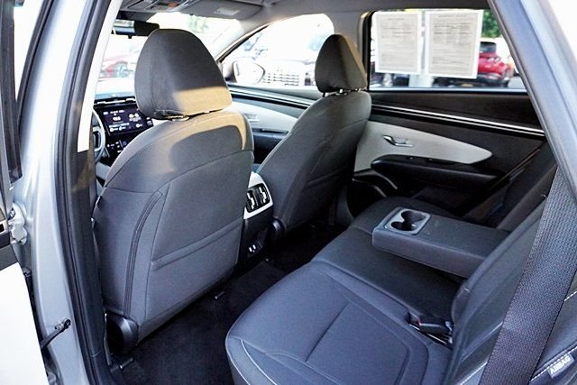 Used 2024 Silver Hyundai SEL image 17