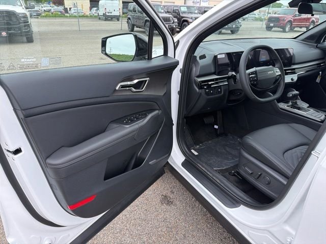 New 2026 Glacial White Pearl Kia X-Line image 10