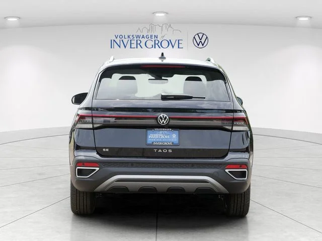 New 2026 Black Volkswagen 1.5T SE image 3