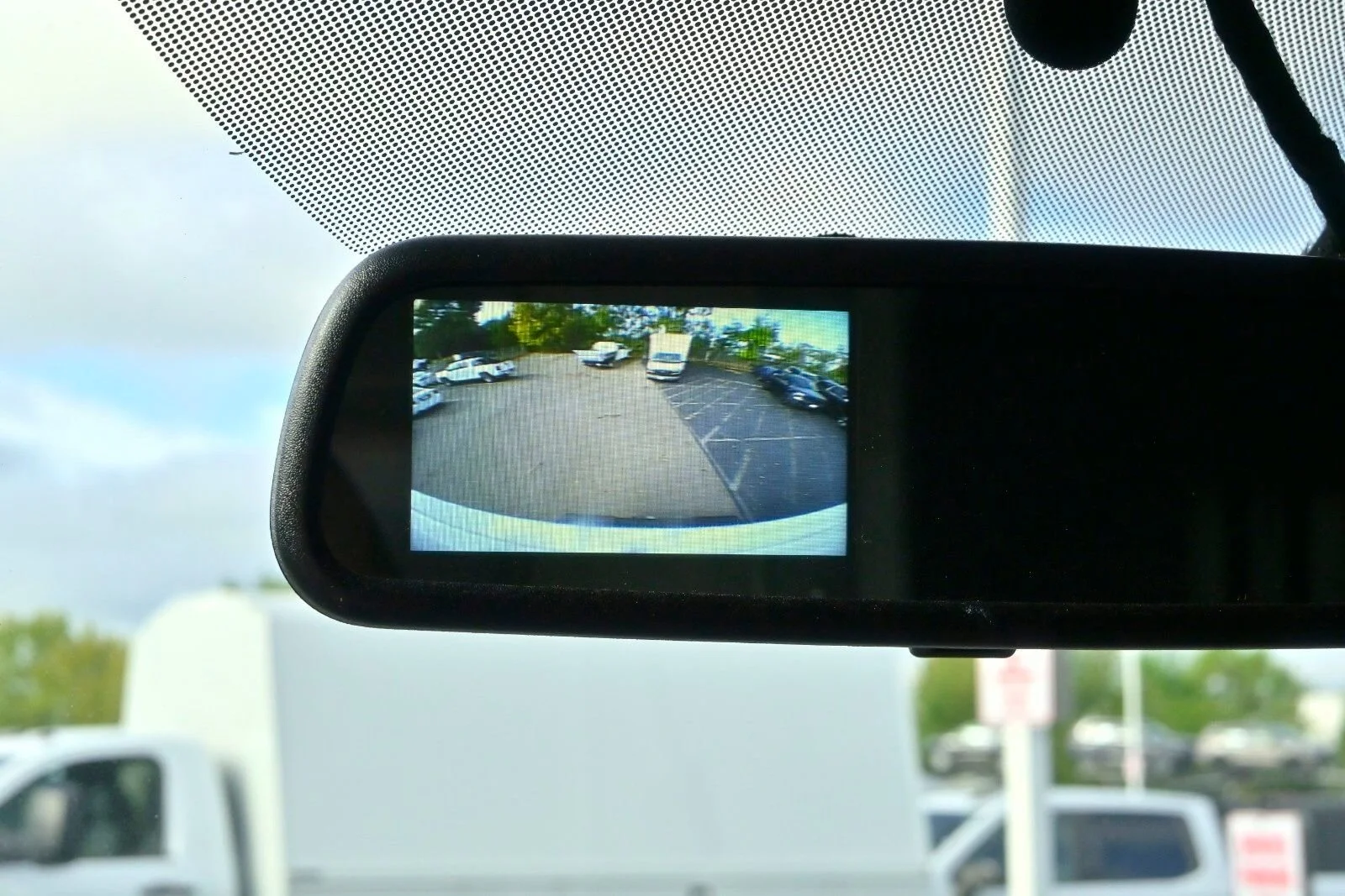 New 2025 Summit White GMC 1WT image 34