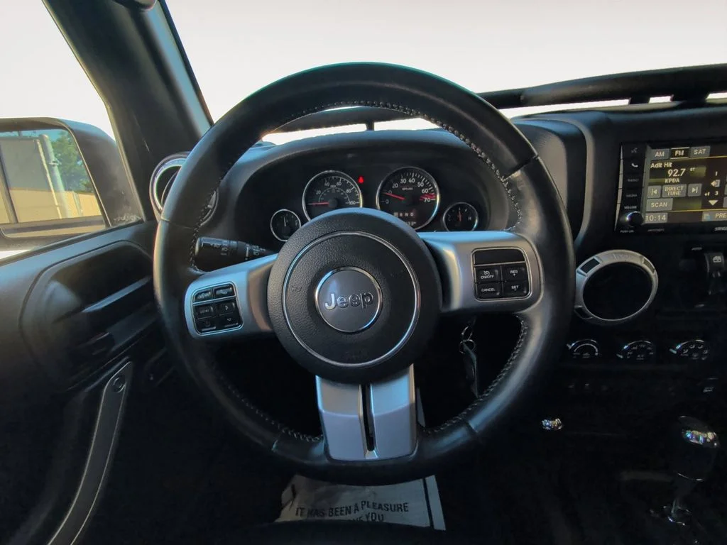 Used 2017 Black Jeep Unlimited Rubicon image 12