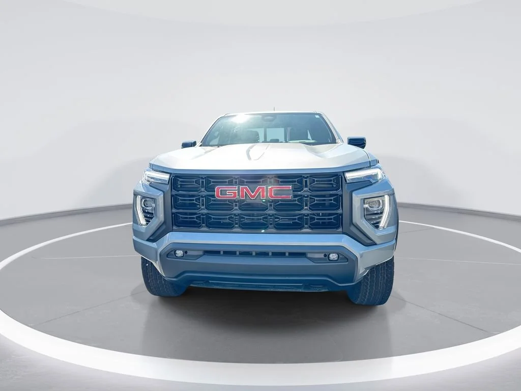 New 2026 Sterling Metallic GMC Elevation image 3