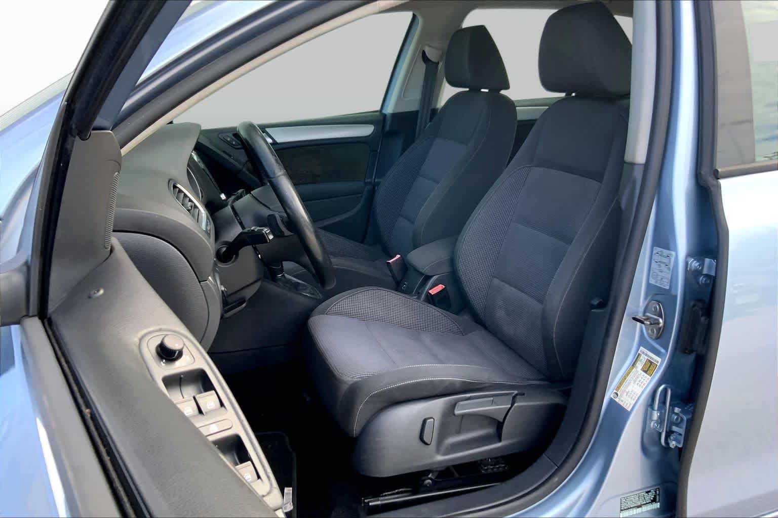 Used 2012 Black Volkswagen TDI image 7