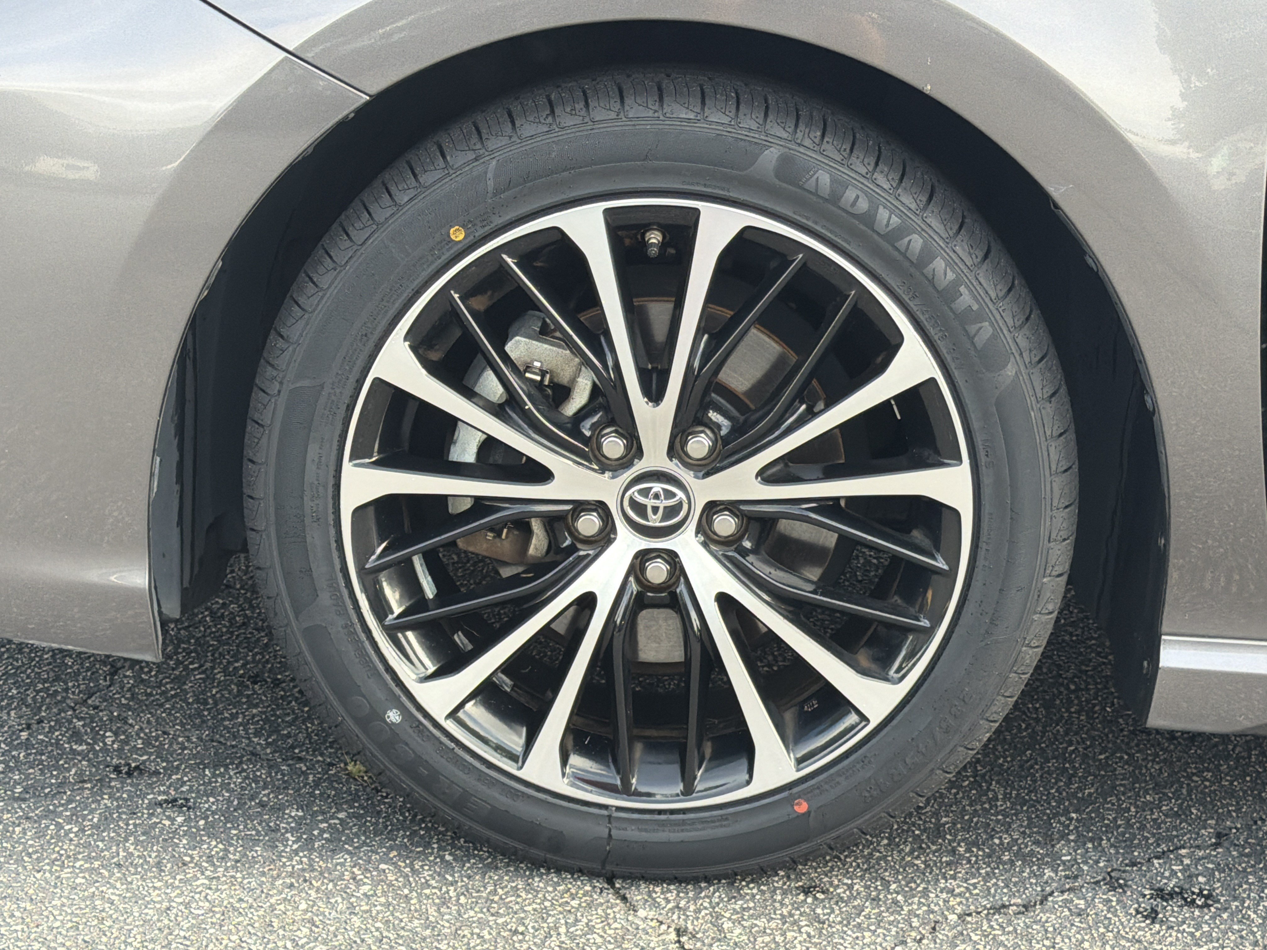 Used 2019 Predawn Gray Mica Toyota SE image 26