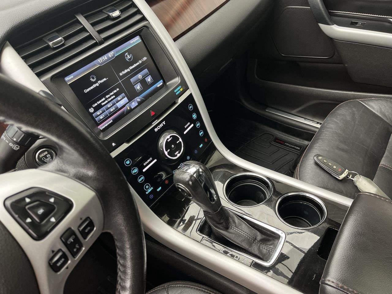 Used 2014 White Platinum Metallic Tri-Coat Ford Limited image 18