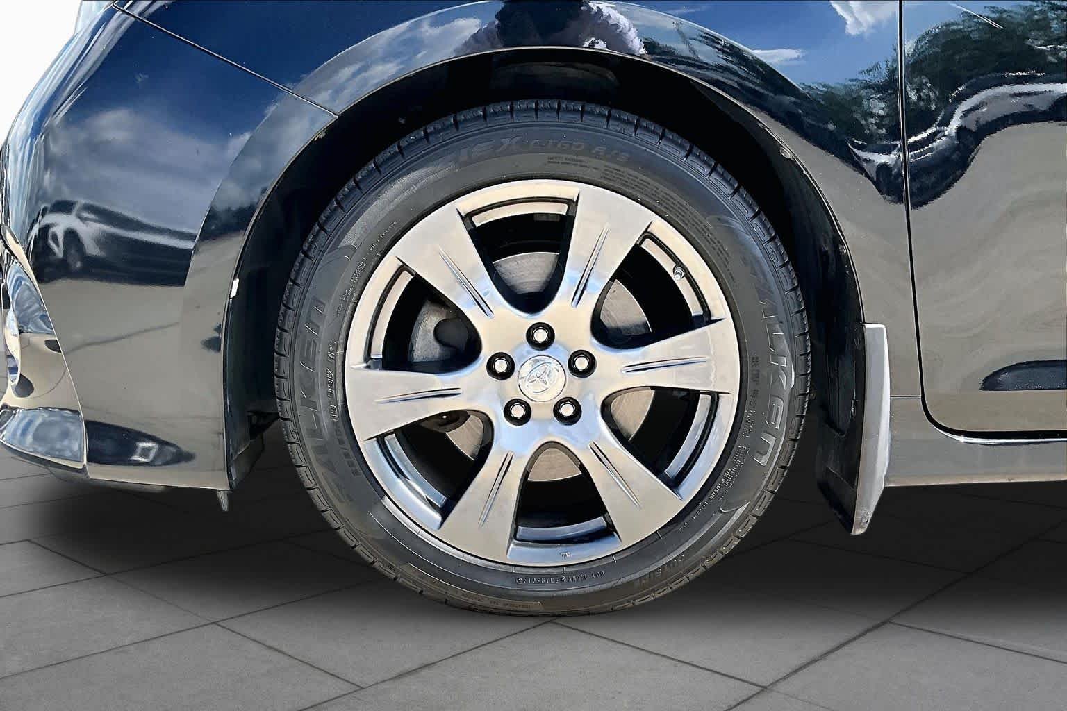 Used 2017 Midnight Black Metallic Toyota SE image 11
