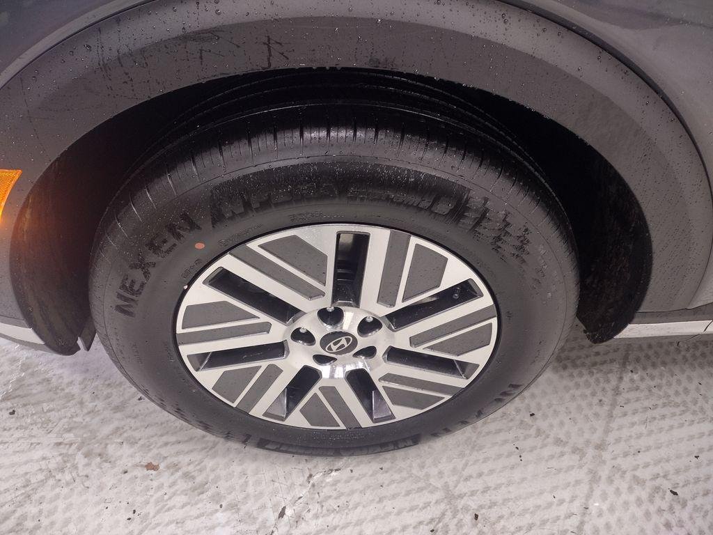 New 2026 Gray Pearl Hyundai SEL Premium image 5