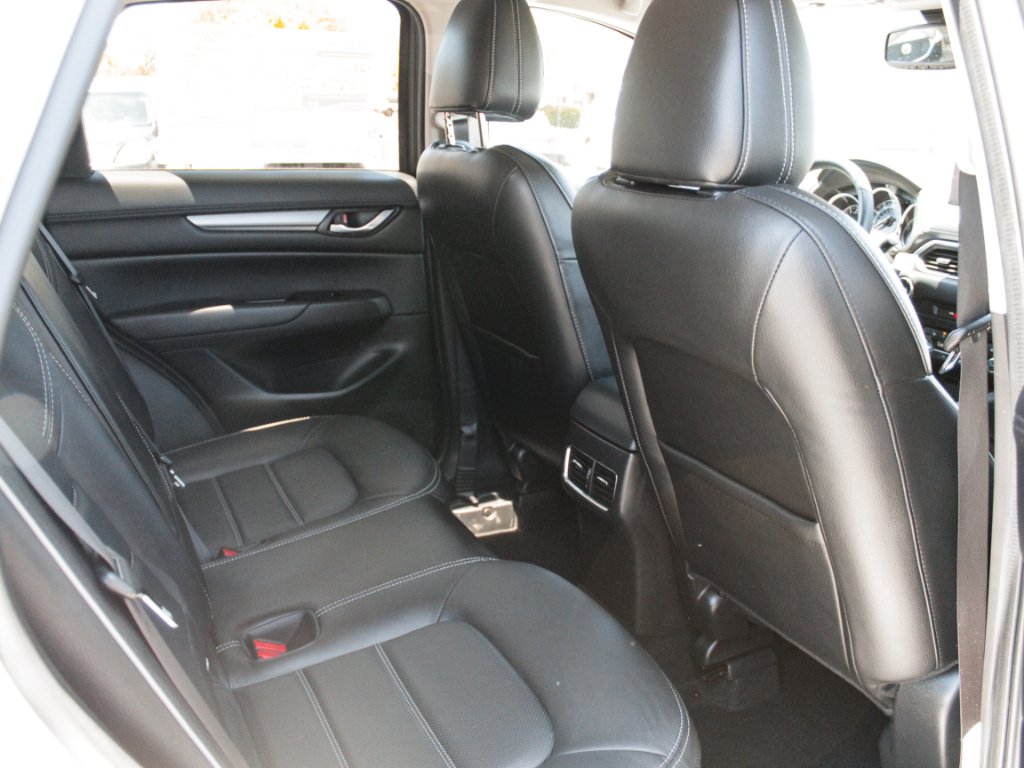 2025 Mazda CX-5 S Preferred package - Photo 28
