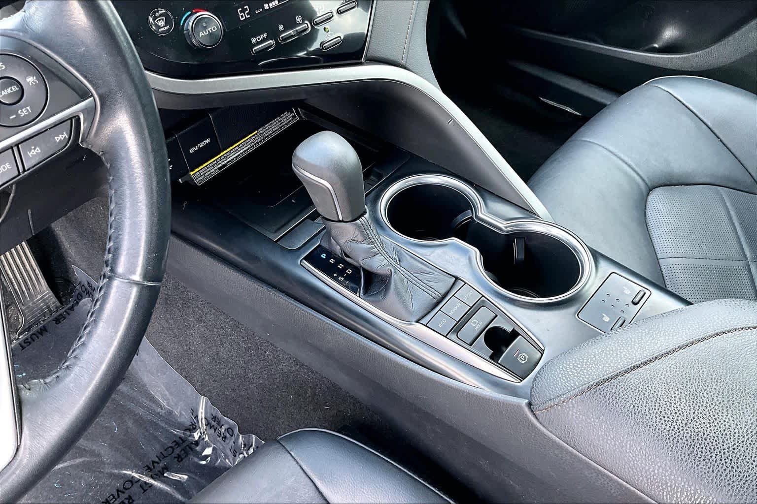 Used 2019 Ruby Flare Pearl Toyota XLE image 15
