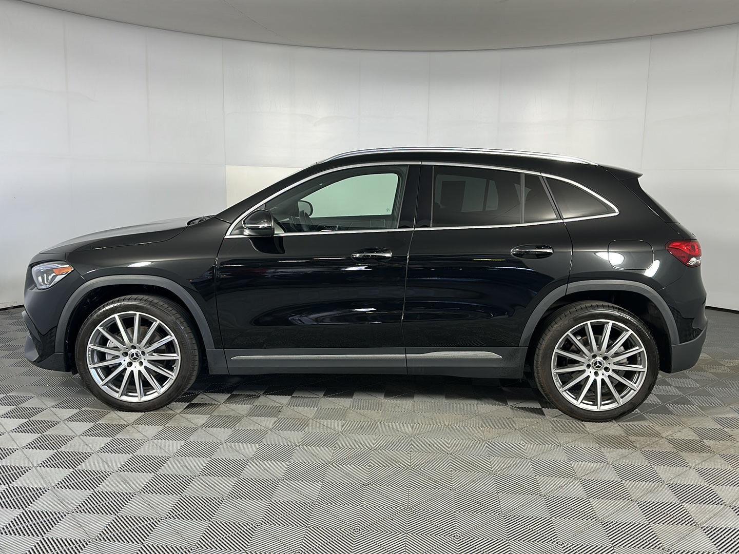 Used 2023 Cosmos Black Metallic Mercedes-Benz GLA 250 image 6