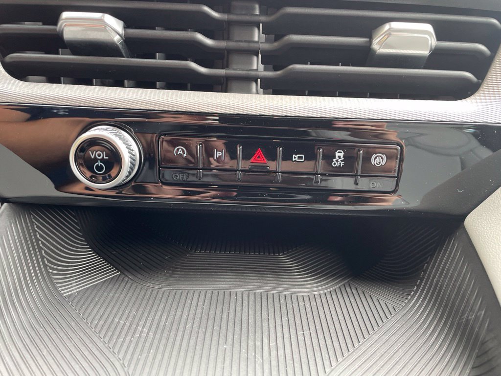 New 2027 Agate Black Metallic Ford Active image 17