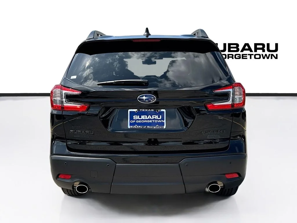 Used 2025 Black Subaru Onyx Edition Touring image 6