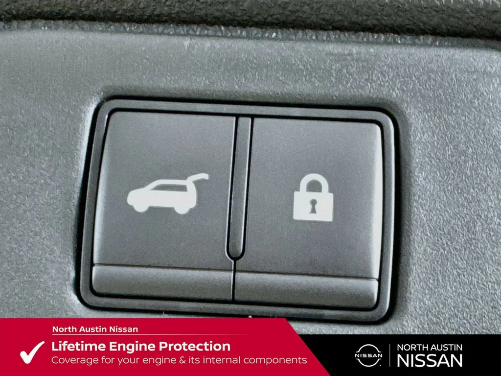 New 2026 Gray Nissan Platinum image 34