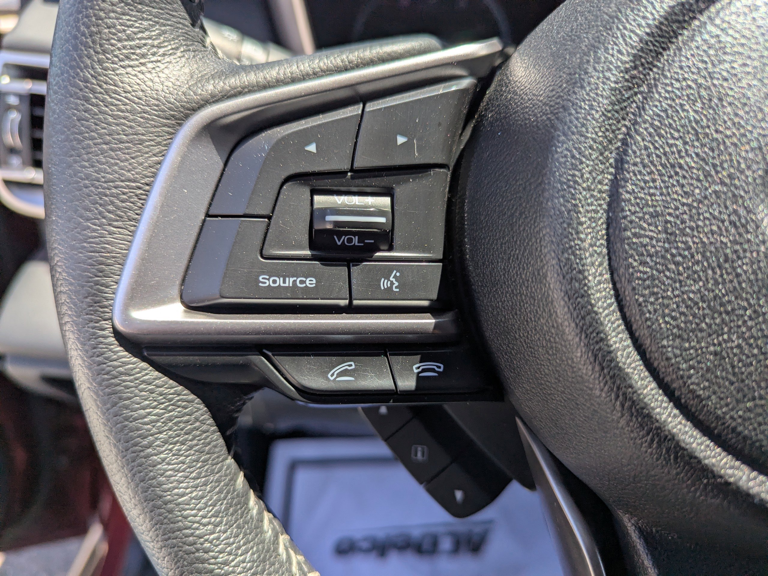 2020 Subaru Outback Limited - Photo 15