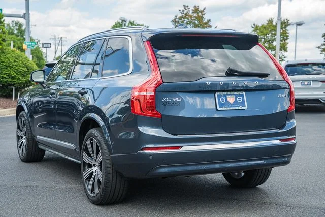 Certified Used 2023 Denim Blue Volvo Ultimate image 5