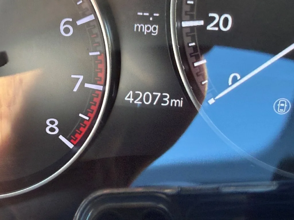 Used 2019 White Mazda Preferred image 29
