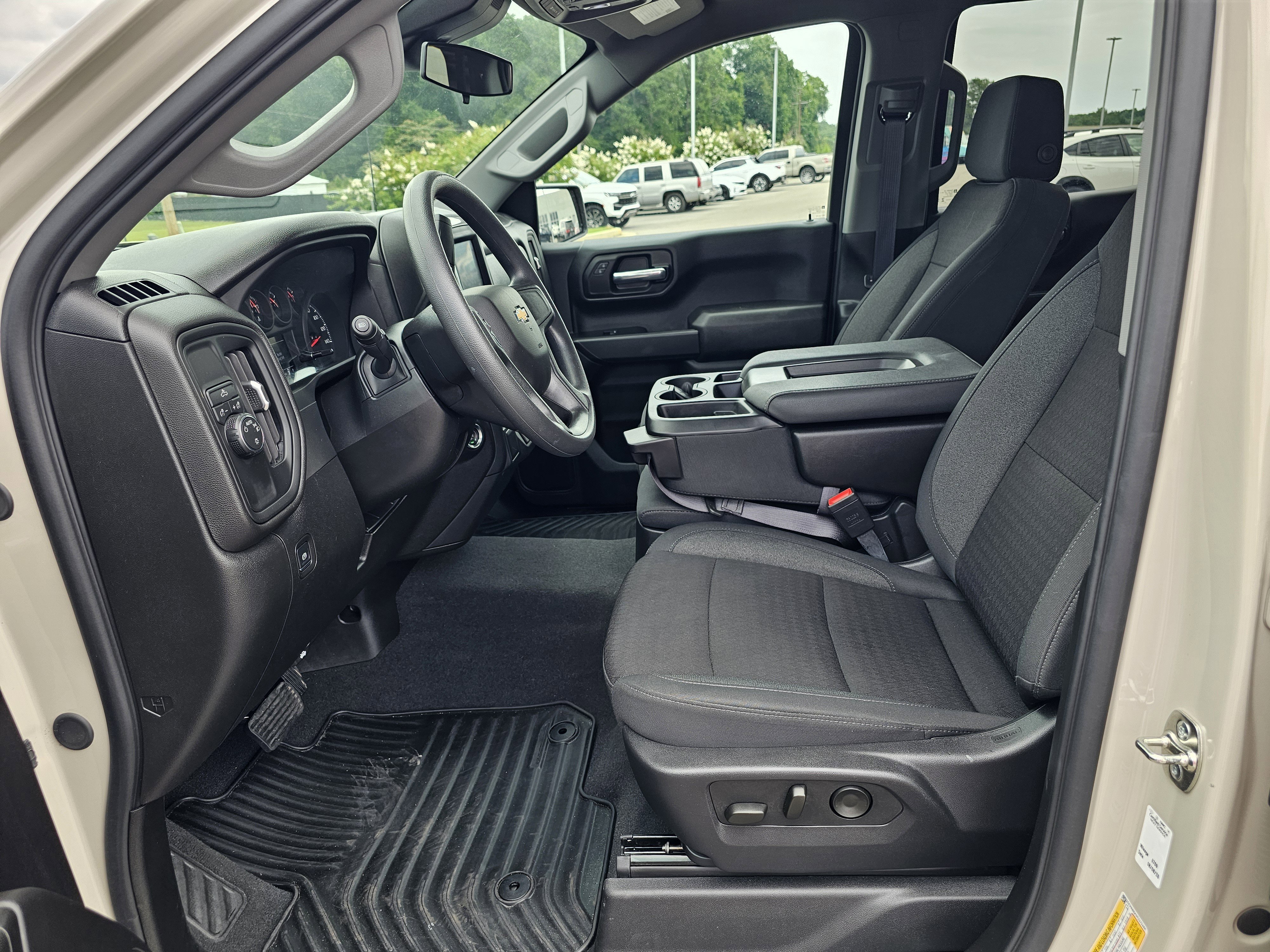 Used 2026 White Sands Chevrolet Custom image 18