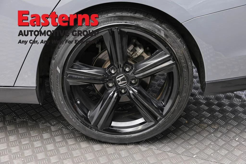 Used 2023 Gray Honda Sport image 8