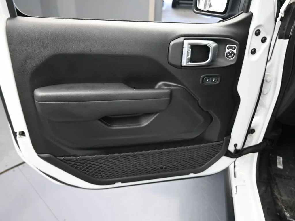 2024 Jeep Gladiator Willys - Photo 12