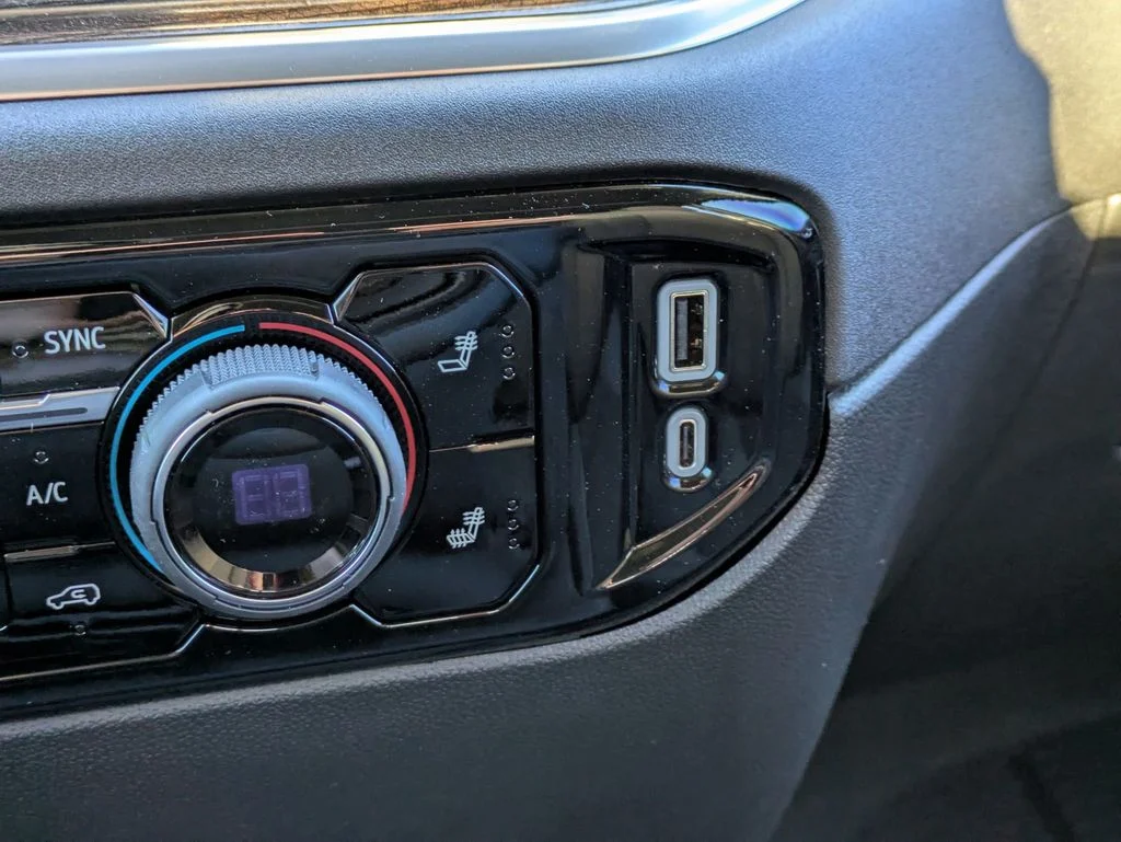 2026 Chevrolet Silverado 1500 LT - Photo 31