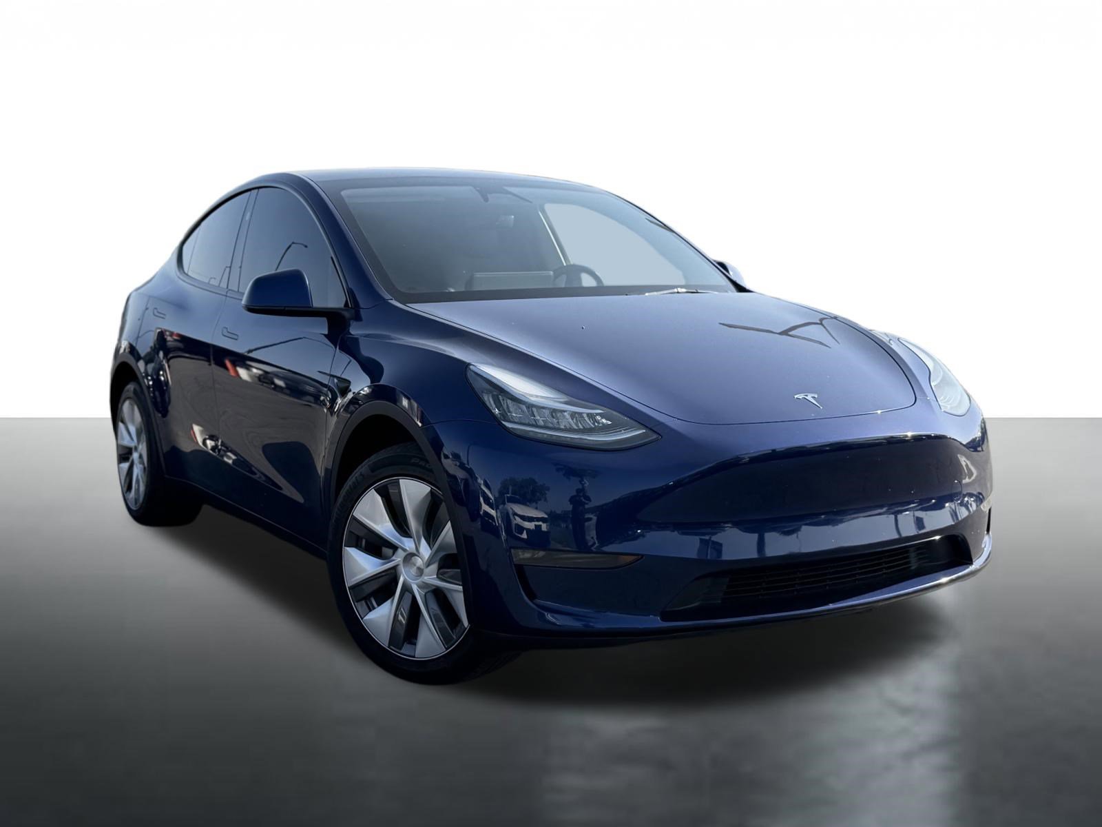 2023 Tesla Model Y Long Range Dual Motor All-Wheel Drive's photo