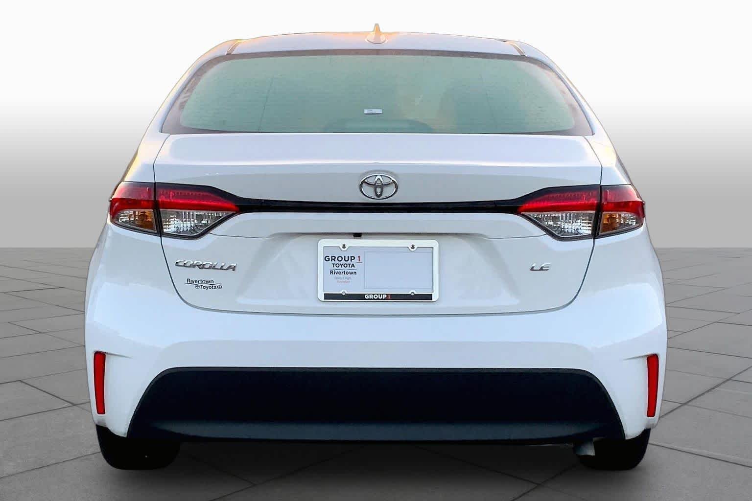 Used 2026 Ice Cap Toyota LE image 5