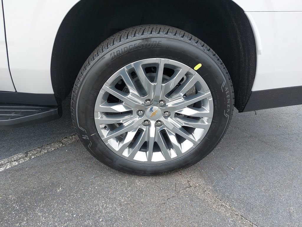 2025 Chevrolet Suburban Premier - Photo 30
