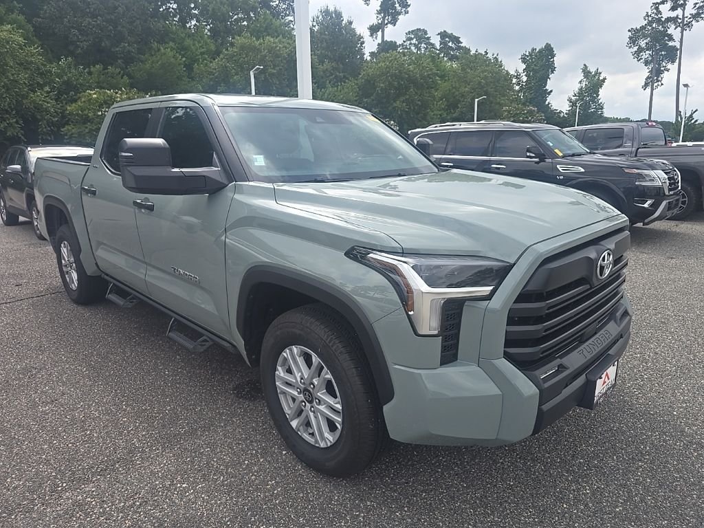 Used 2026  Toyota SR5 image 3
