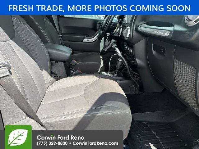 Used 2013 Black Clearcoat Jeep Unlimited Rubicon image 13