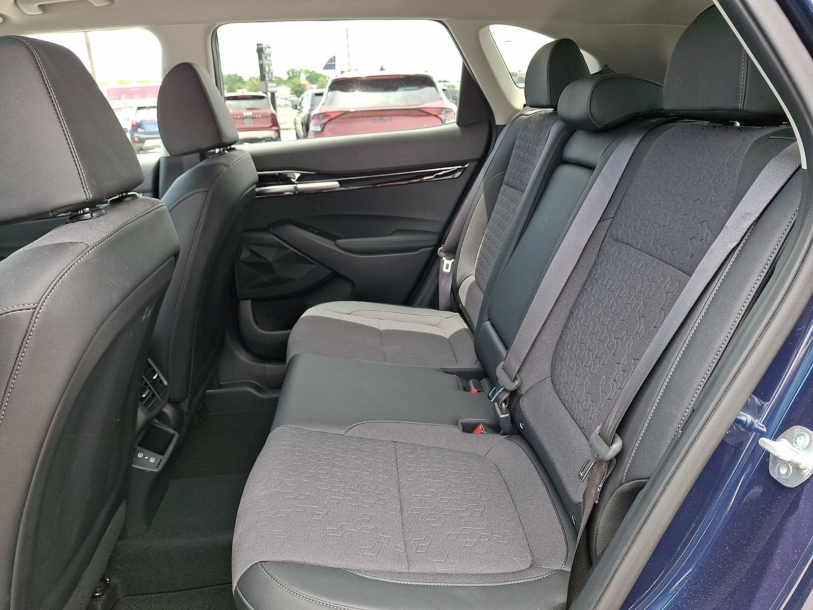 Used 2024 Blue Kia S image 11