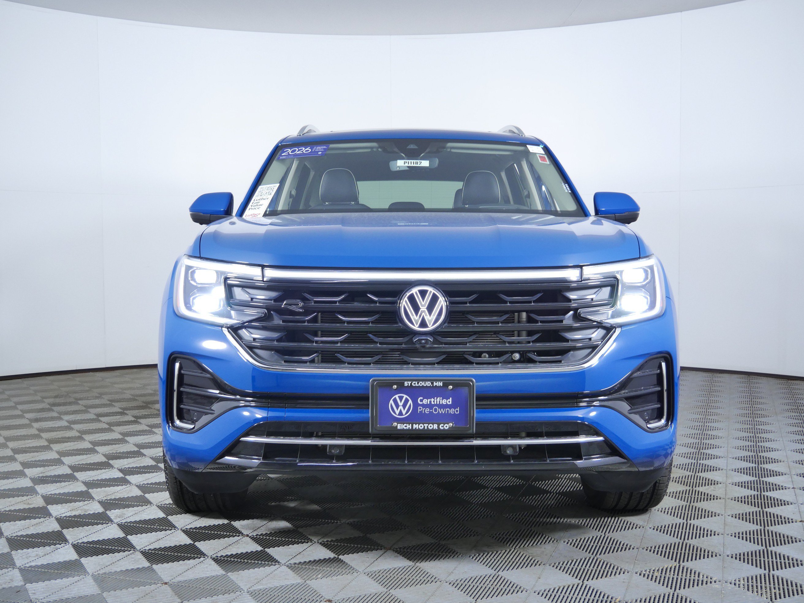 Used 2026 Mountain Lake Blue Metallic Volkswagen 2.0T SEL Premium R-Line image 2