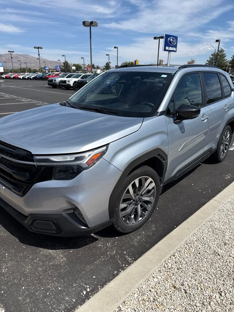 Used 2025 Ice Silver Metallic Subaru Touring image 1