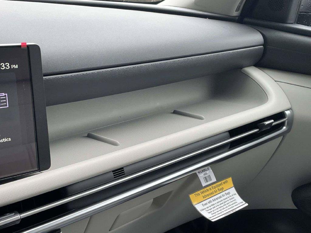 New 2026 Black Hyundai SEL Plus AWD image 31