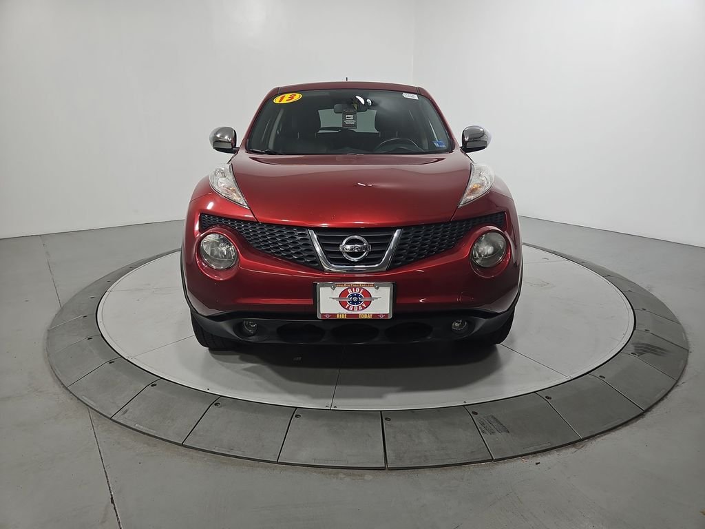 Used 2013 Red Nissan SL image 9