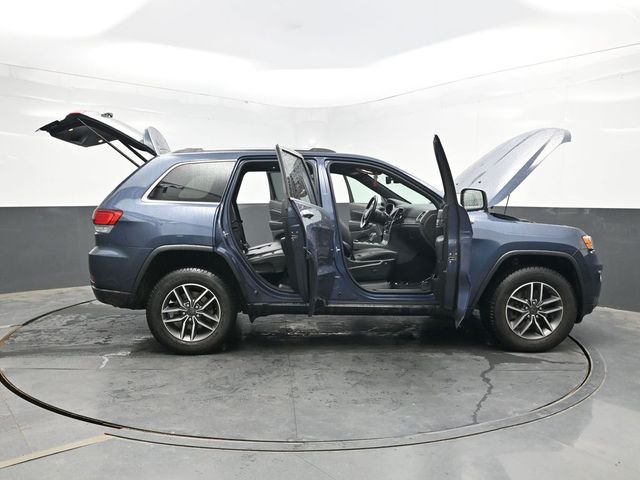 Used 2021 Blue Jeep Limited image 59
