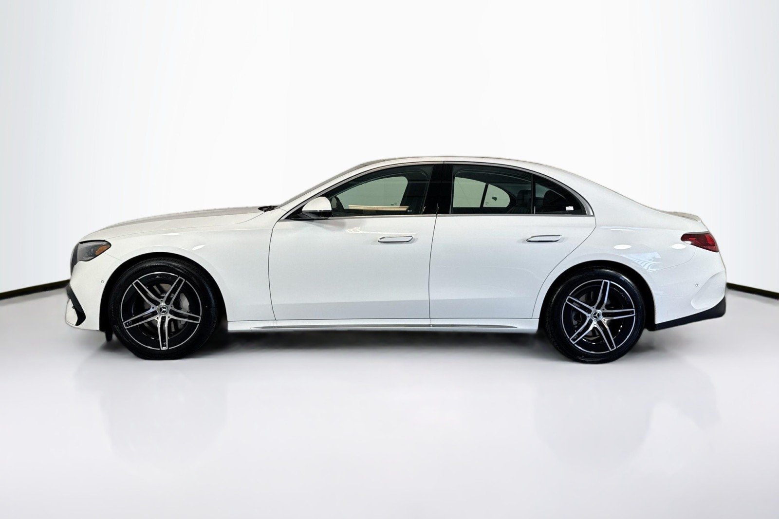 New 2026 Polar White Mercedes-Benz E 350 4MATIC® Sedan image 8