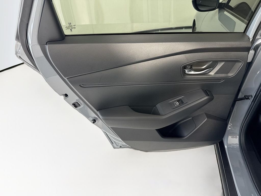 Certified Used 2025 Urban Gray Pearl Honda SE image 26