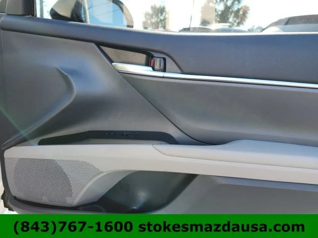 Used 2024 White Toyota SE image 21