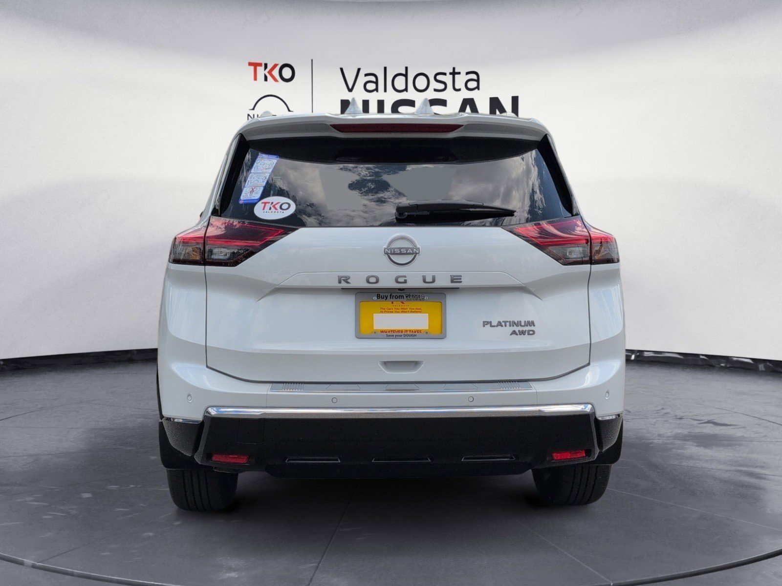 New 2026 Everest White Pearl TriCoat Nissan Platinum image 8