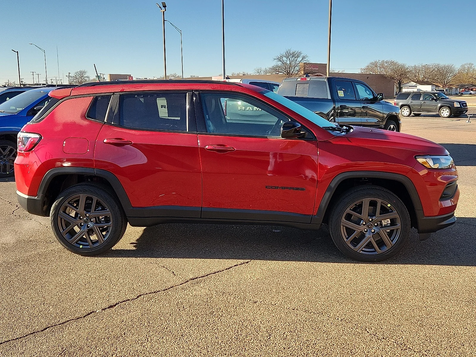 New 2026 PR6 Red Hot Pea Jeep LATITUDE ALTITUDE 4X4 image 5