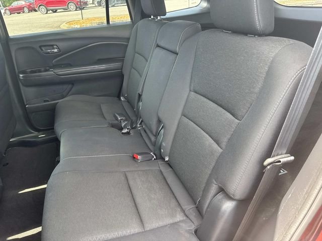 Used 2019  Honda Sport image 17