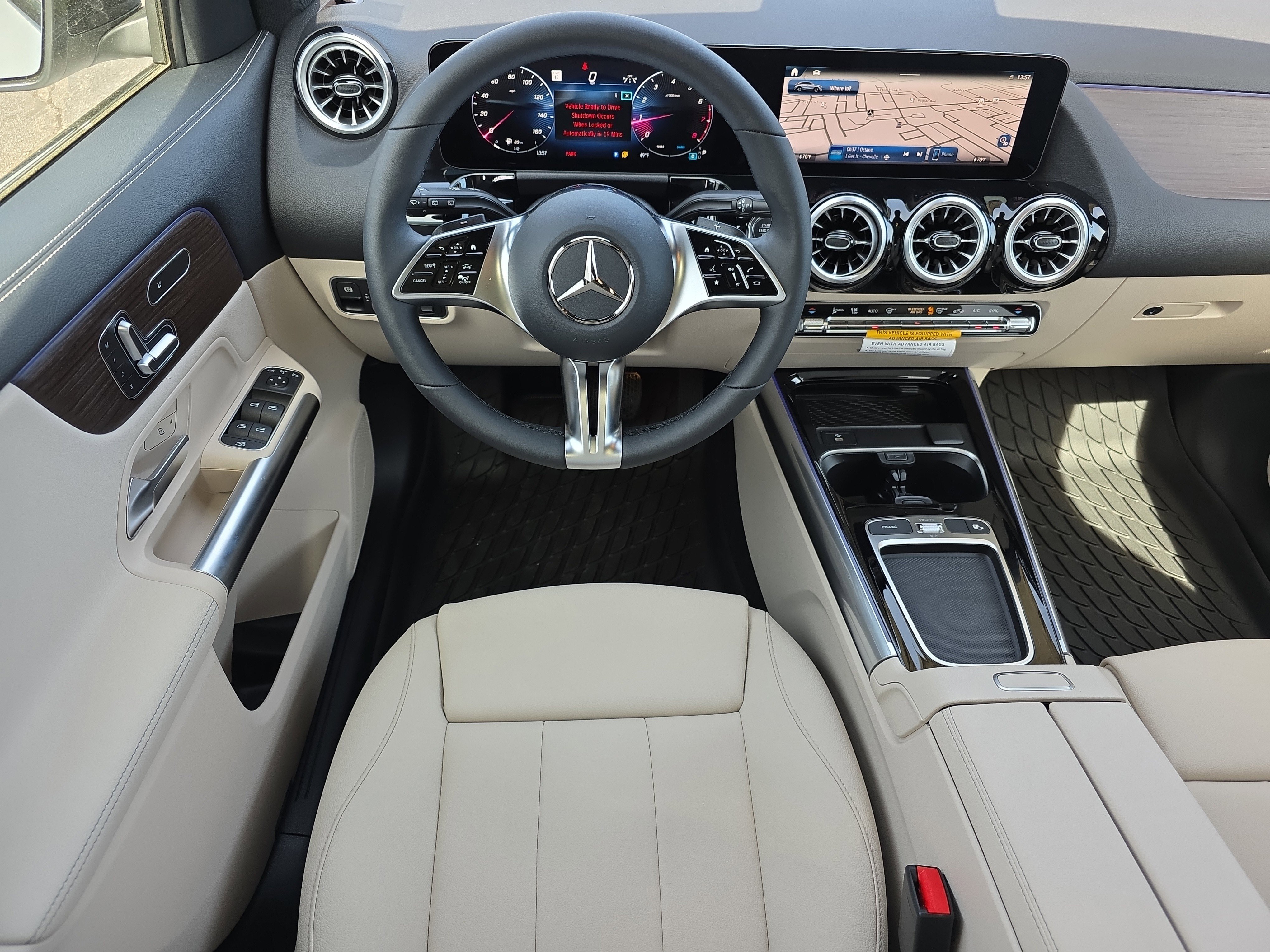 New 2026 Polar White Mercedes-Benz GLA 250 image 42