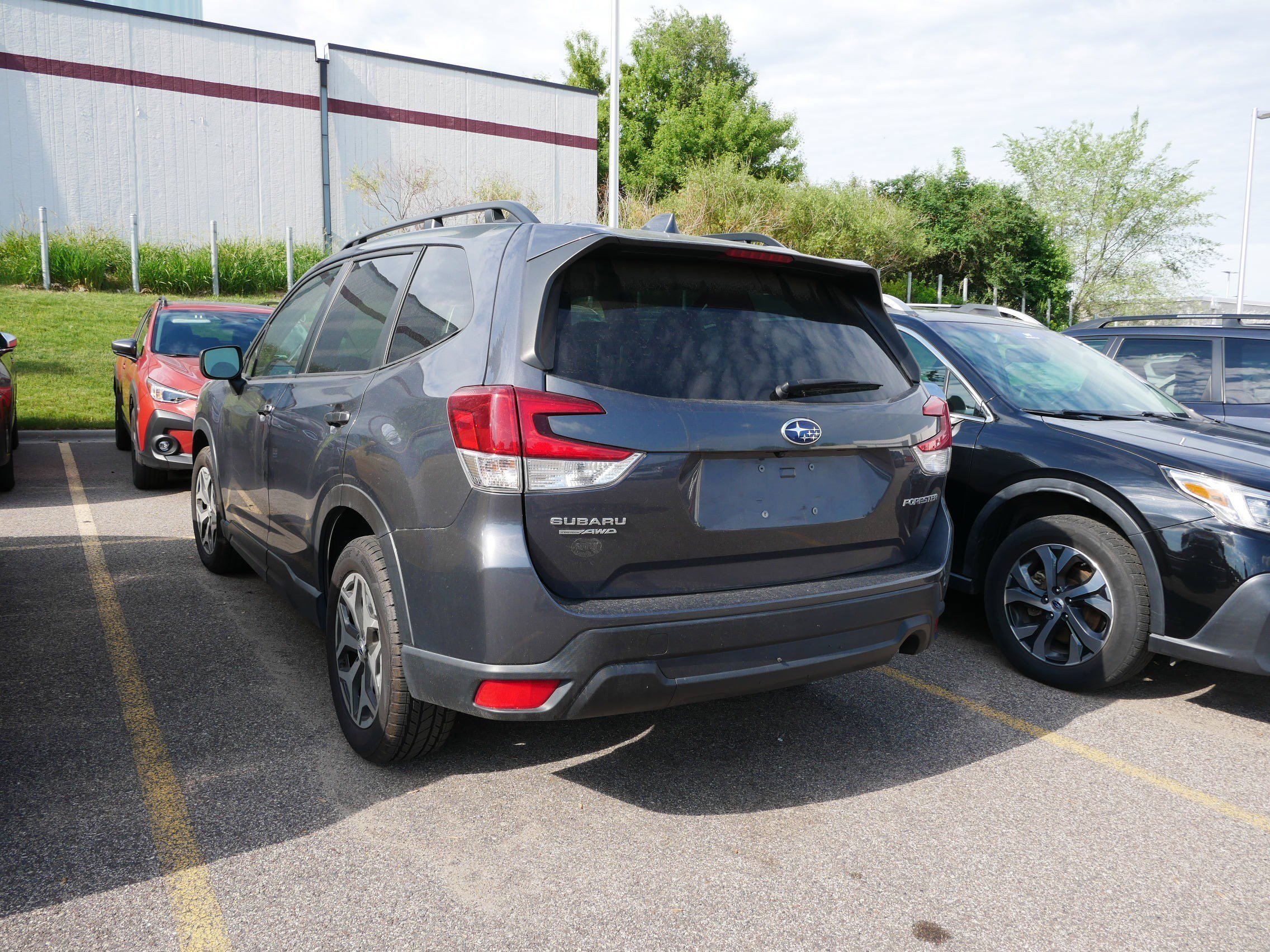 Used 2023 Magnetite Gray Metallic Subaru Premium image 3