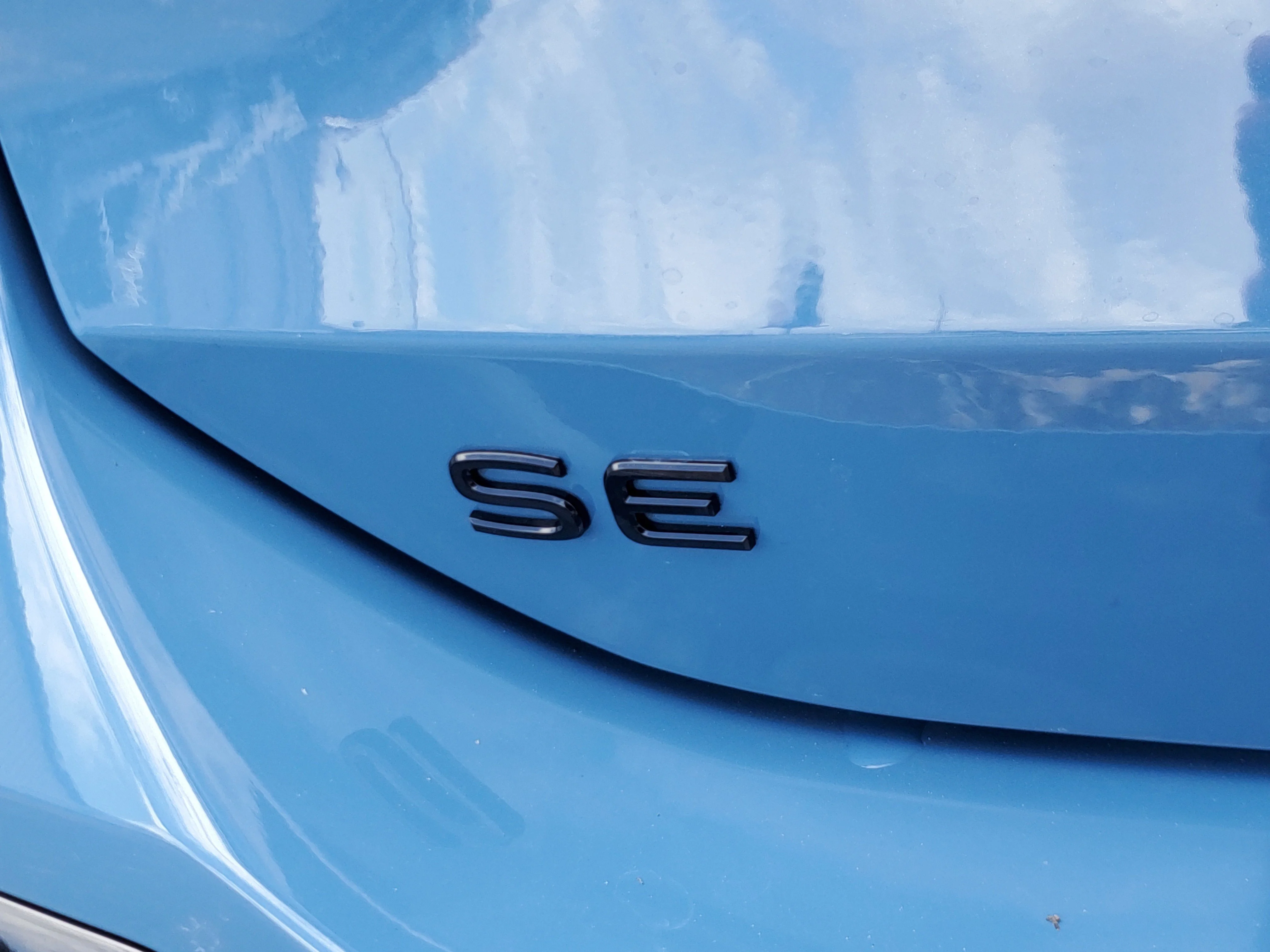New 2026 Blue Volkswagen SE R-Line Black image 6