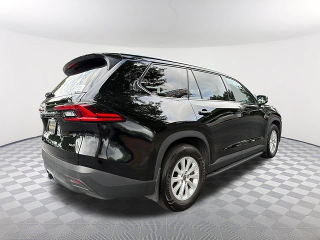 Used 2025 Black Toyota XLE image 5